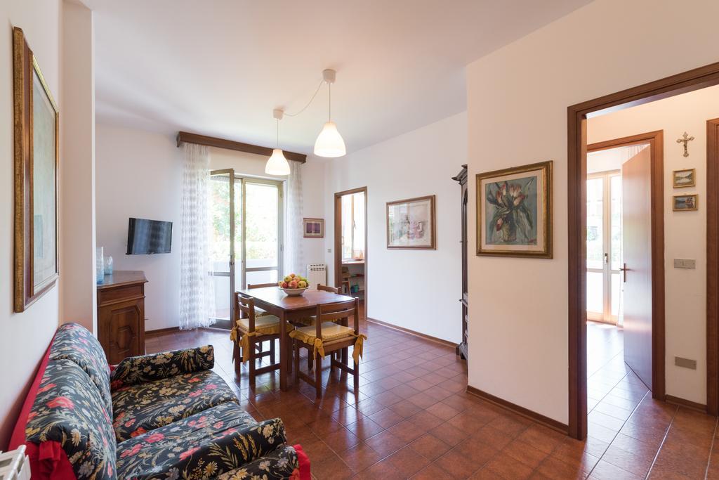 Comfort Beach House Marina di Massa Dış mekan fotoğraf